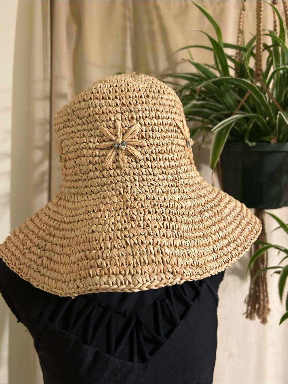 GAP Natural Crochet Sun Hat with Flower Detail